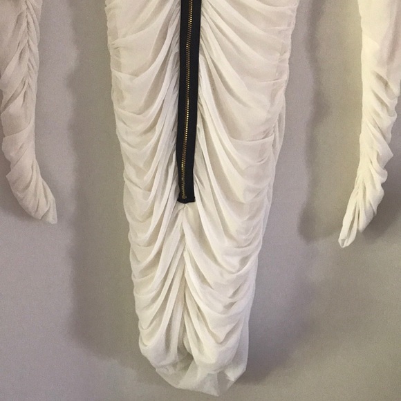 🌟HP🌟 Sydney Ruched Dress. Worn once. - Picture 6 of 7